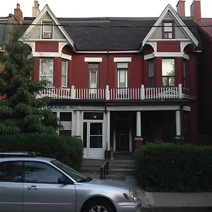 ** Guest house Chinatown Travellers Canada